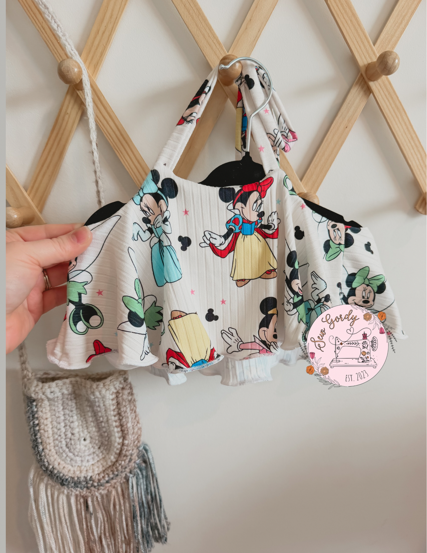 18/24 Mouse Swing Top